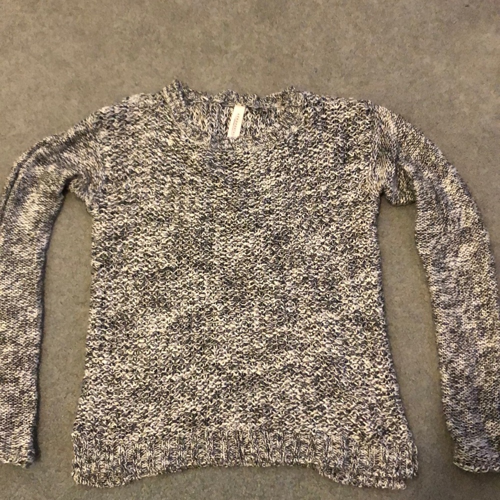 Aeropostale knit sweater